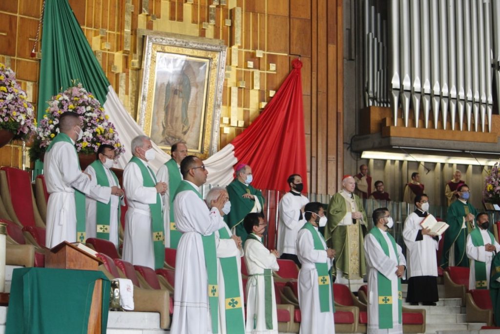 La Misa de envío a la Megamisión 2020 fue presidida por el Card. Carlos Aguiar en la Basílica de Guadalupe. Foto: Basílica de Guadalupe